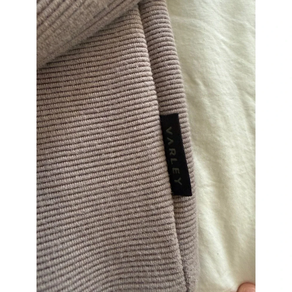 Varley Vine Half Zip Pullover Large Taupe Ribbed Funnel Neck Quiet Luxury